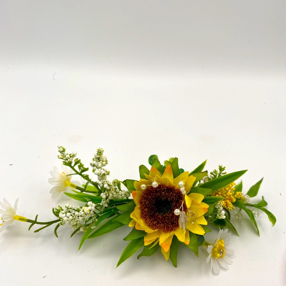 Sunflower head piece